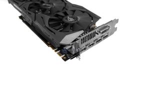 Asus GTX 1070 Ti 13